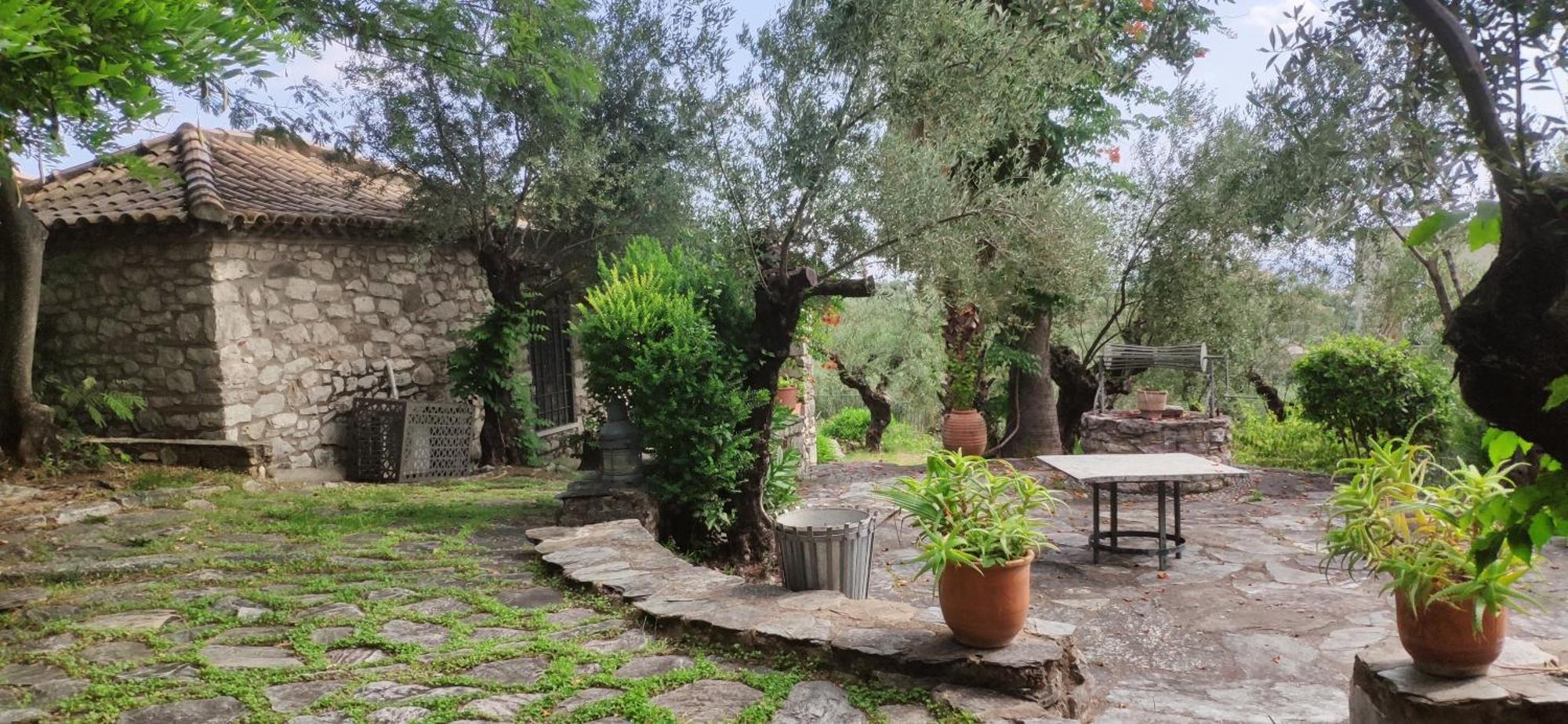 Polas Residencies Kalamata Exterior foto